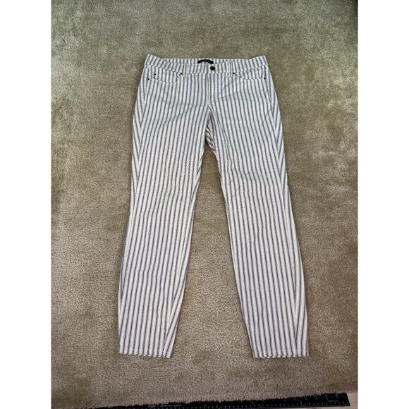 Ann Taylor Pants - Ann Taylor Modern Fit Ankle Pants Women size 8 Striped Blue White Stretch C531